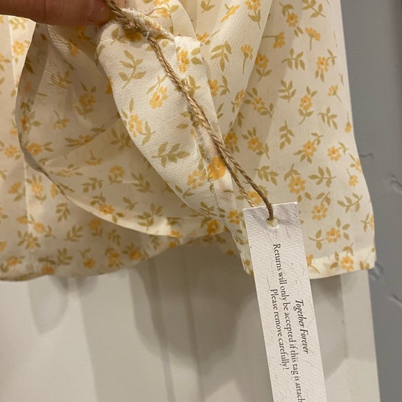 🚨 S O L D 🚨 NWT Christy Dawn Clementine Ditsy Dress small - Picture 6 of 17